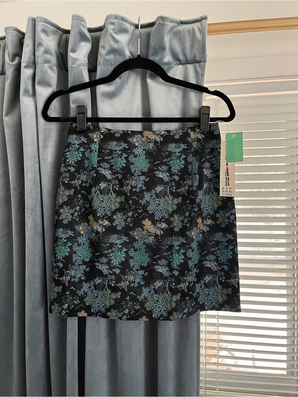 NEW Star City Clothing Co Y2K Vintage Floral Oriental Jacquard Mini Satin Skirt